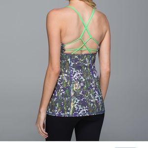EUC Lululemon Dancing Warrior Tank